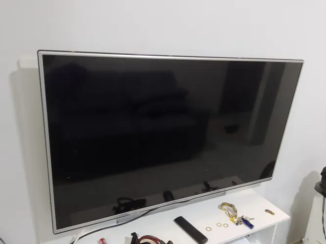Tv LG 50 polegadas com defeito