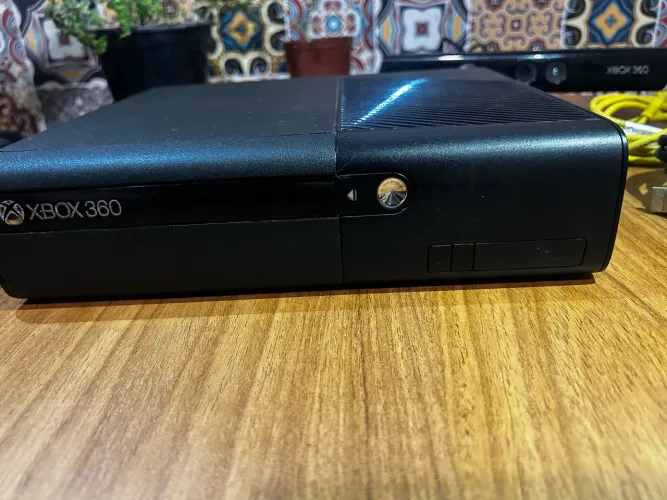 Xbox 360 Super Slim Bloqueado