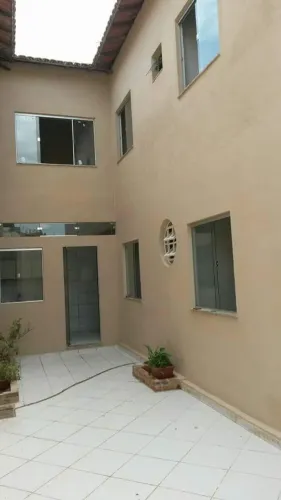 Aluguel de quartos mobiliados direto com o proprietário.