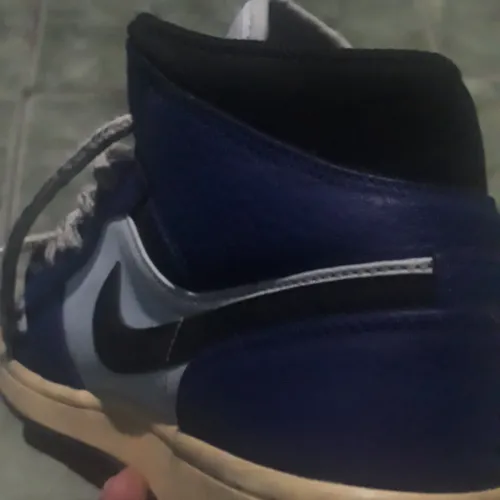 VENDO AIR JORDAN, MID 01,ORIGINAL.