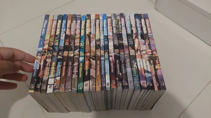 Coleção de mangás com 23 volumes!