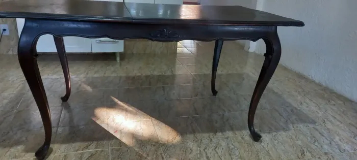 Mesa de jantar estilo LuizXV madeira maciça 160x80 cm