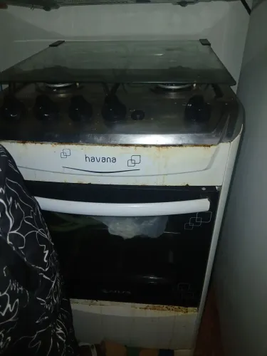 Vende-se fogão usado 4 bocas 75 reais