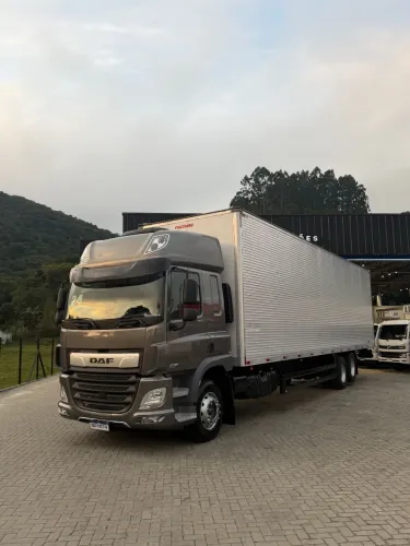 CF FAS 310 6x2 Day Cab Aut (Diesel)(E6)