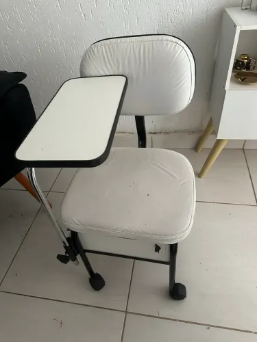 Cadeira de manicure 