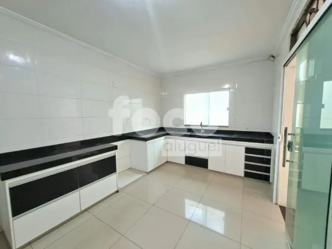 Casa residencial para aluguel no Santa Mônica, em Uberlândia