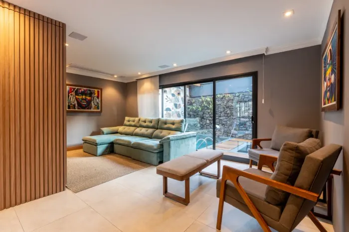 Sobrado para venda em Planalto Paulista com 3 quartos, sendo 2 suítes, 381m²