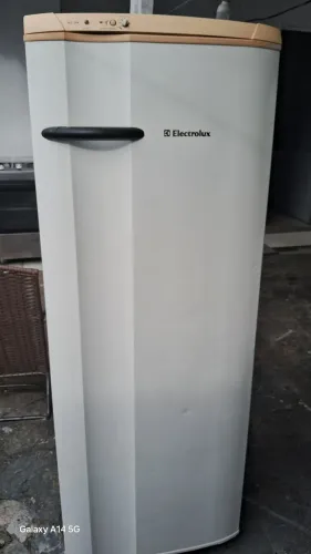 Geladeira eletrolux