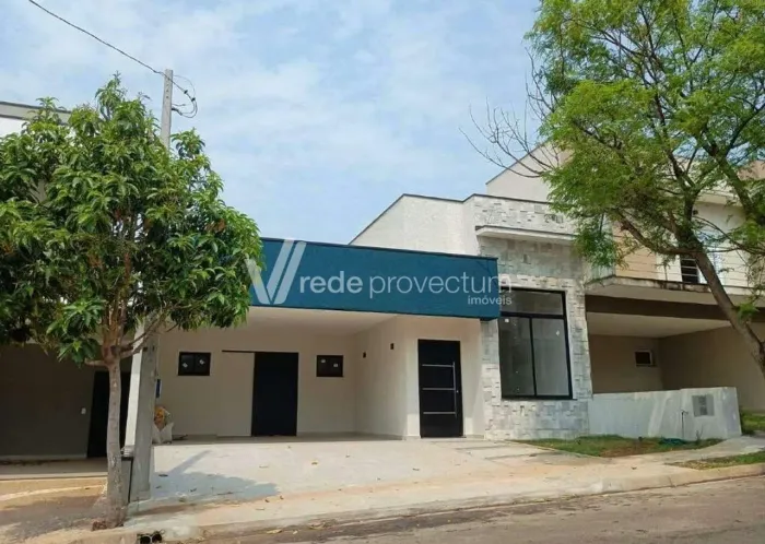 Linda casa em condomínio fechado em Hortolândia