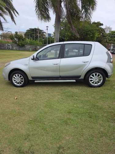 Renault Sandero Privilège Hi-flex 1.6 16V 5P AUT 2014