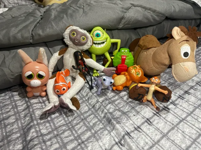 Lote de brinquedos variados