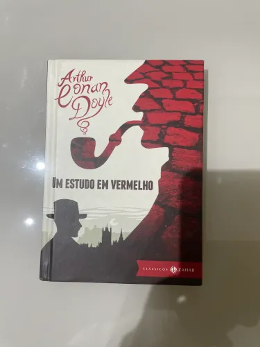 Um estudo em vermelho