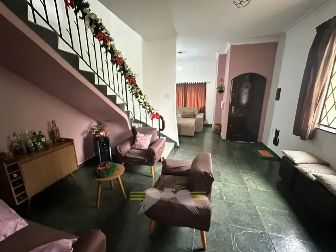 Sobrado a venda com excelente espaço no Belém! 155m² de área útil 3 dormitórios 2 vaga