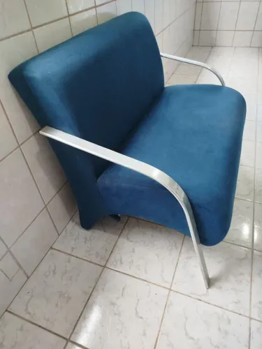 Vendo sofá em ótimas condições de conservação 