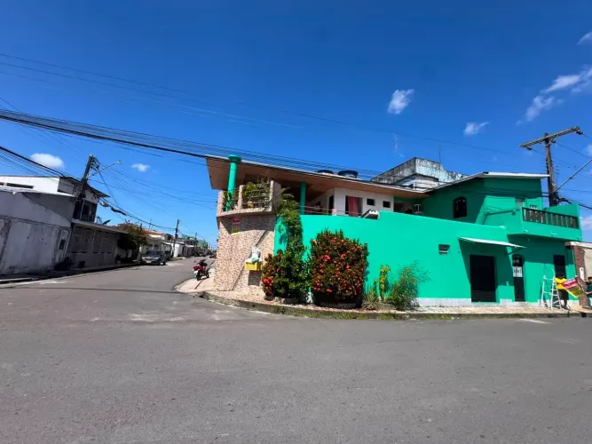 CASA DUPLEX DE ESQUINA QUE PODE GERAR R$ 3.600/MÊS | NOVA CIDADE