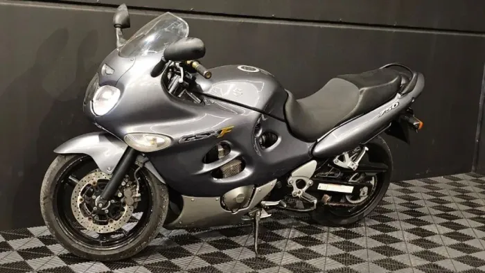 Suzuki GSX 750f famosa monica