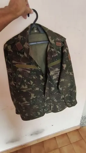Farda  tamanho M ( Semi novo)