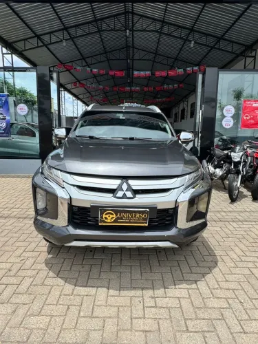 Mitsubishi L200 Triton Sport HPE-S 2.4 CD Dies. AUT 2022