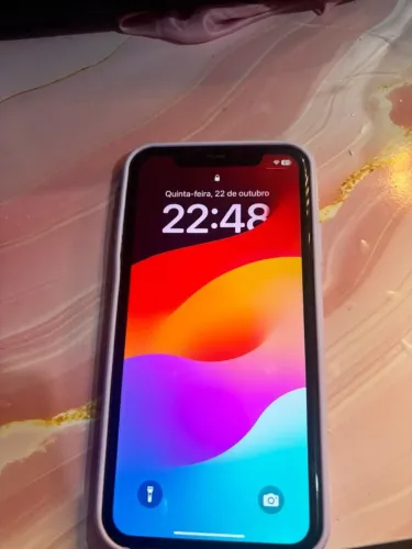 iPhone 11 lilás 128 gigas