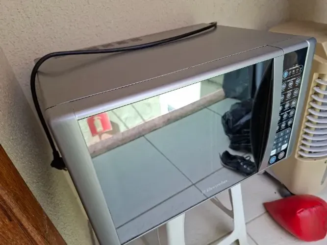 Microondas Eletrolux 110V
