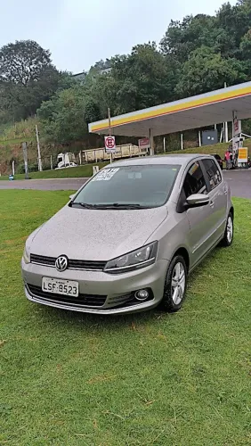 Volkswagen Fox Highline 1.6 Flex 16V 5P 2016