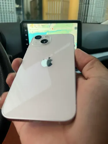 iPhone 13