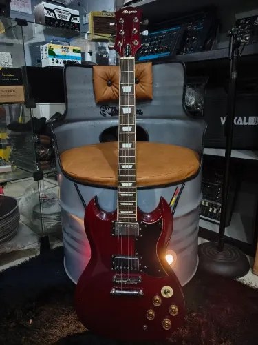 Guitarra Memphis MSG-100