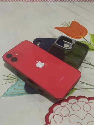Vende-se iPhone 12 Vermelho PRODUCT 64gb - impecável