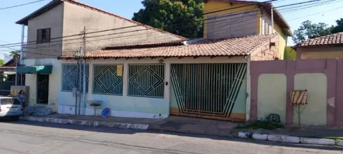 Casa com 6 quarto(s) no bairro Jardim Leblon em Cuiabá - MT