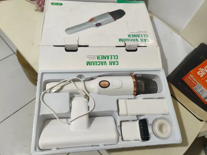 Aspirador de pó portátil