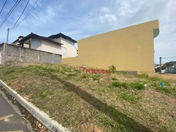 Terreno à venda, 197 m² por R$ 220.000,00 - Jardim Vitória - Macaé/RJ
