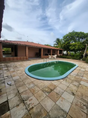 Casa 4 Quartos com terreno de 960m² e piscina no Iguape