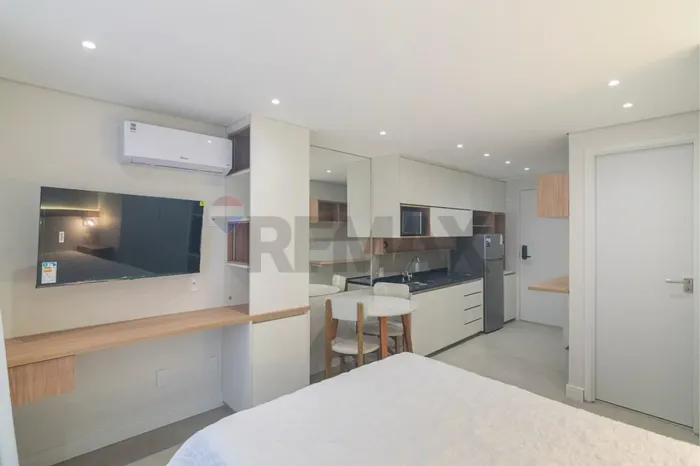 Studio com Varanda e Lazer Completo 25m² na Vila Olímpia