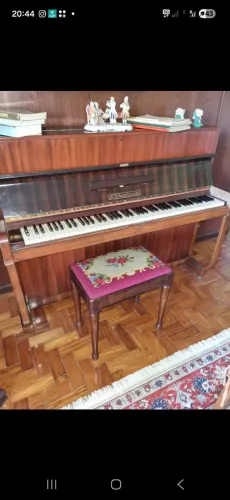 PIANO ACUSTICO M SCHARTZMANN