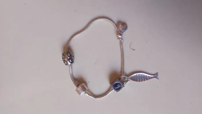 Venda de pulseira da Pandora
