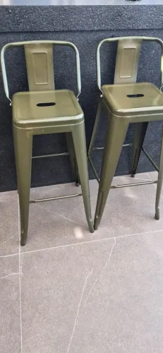 Banquetas de Ferro