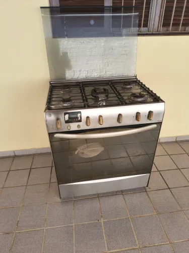Vendo fogão 5 bocas