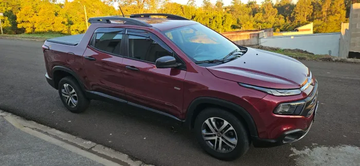 Fiat Toro Freedom 2.0 16V 4X2 TB Diesel Mec. 2017
