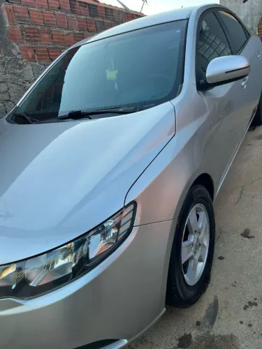 Kia Motors Cerato 1.6 16V Mec. 2013