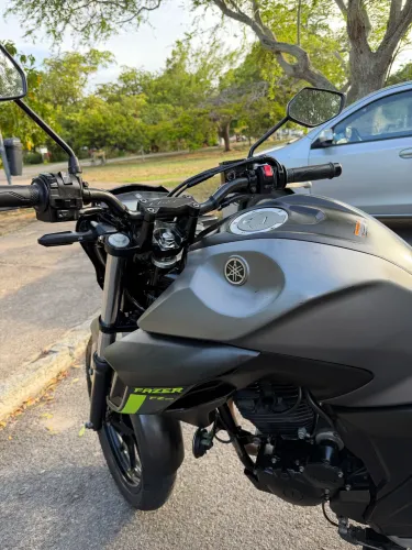 FAZER 250 LICENCIADA