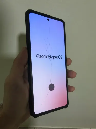 Xiaomi Redmi Note 13 5G - Funcionando Perfeitamente (Tela Trincada)