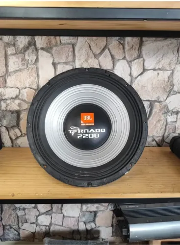 JBL Tornado 2200 RMS