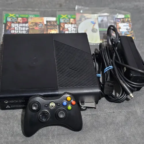 Xbox 360 Super slim destravado