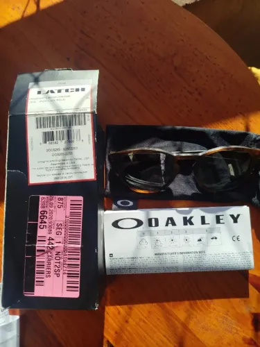 Oakley Latch Original Prizm Black Iridium | Completo + Nota Fiscal