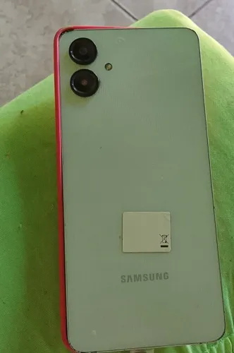 Samsung A06 