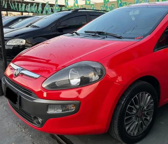 Fiat Punto Sporting Dualogic 1.8 Flex 16V 5P 2013
