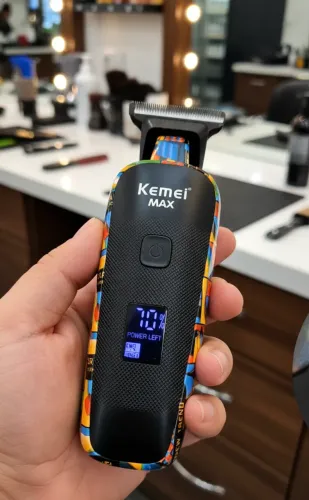 MÁQUINA DE CORTAR CABELO PROFISSIONAL - POTENTE E PRECISA KEMEI