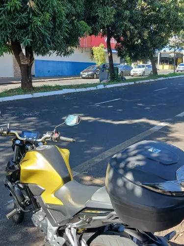 Vendo Honda CB350F novíssima