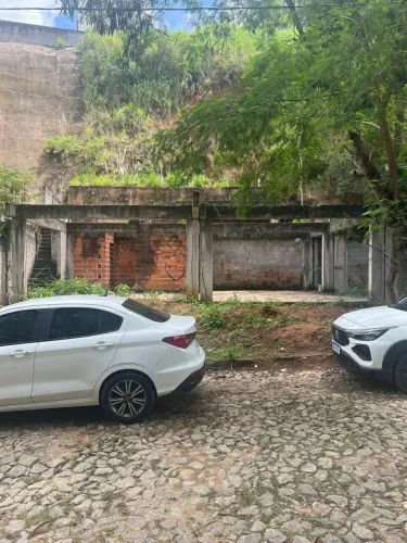 Terreno de 298,87 m2 na Lagoa do Marajoara