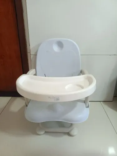 Cadeirinha de alimentação